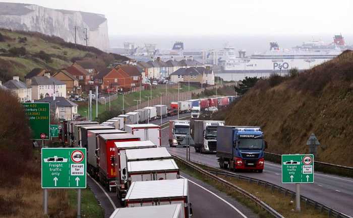 Polluting Lorry in Dover Polluting Lorry in Dover